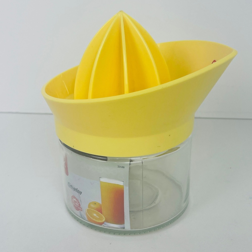GoodCook Juicer Unisex 13oz 22188 Yellow Glass Manual Citrus Squeezer Excellent